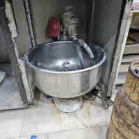 عجانه حجم ٢٥ كيلو  فرن بيتزة للبيع  07818491064