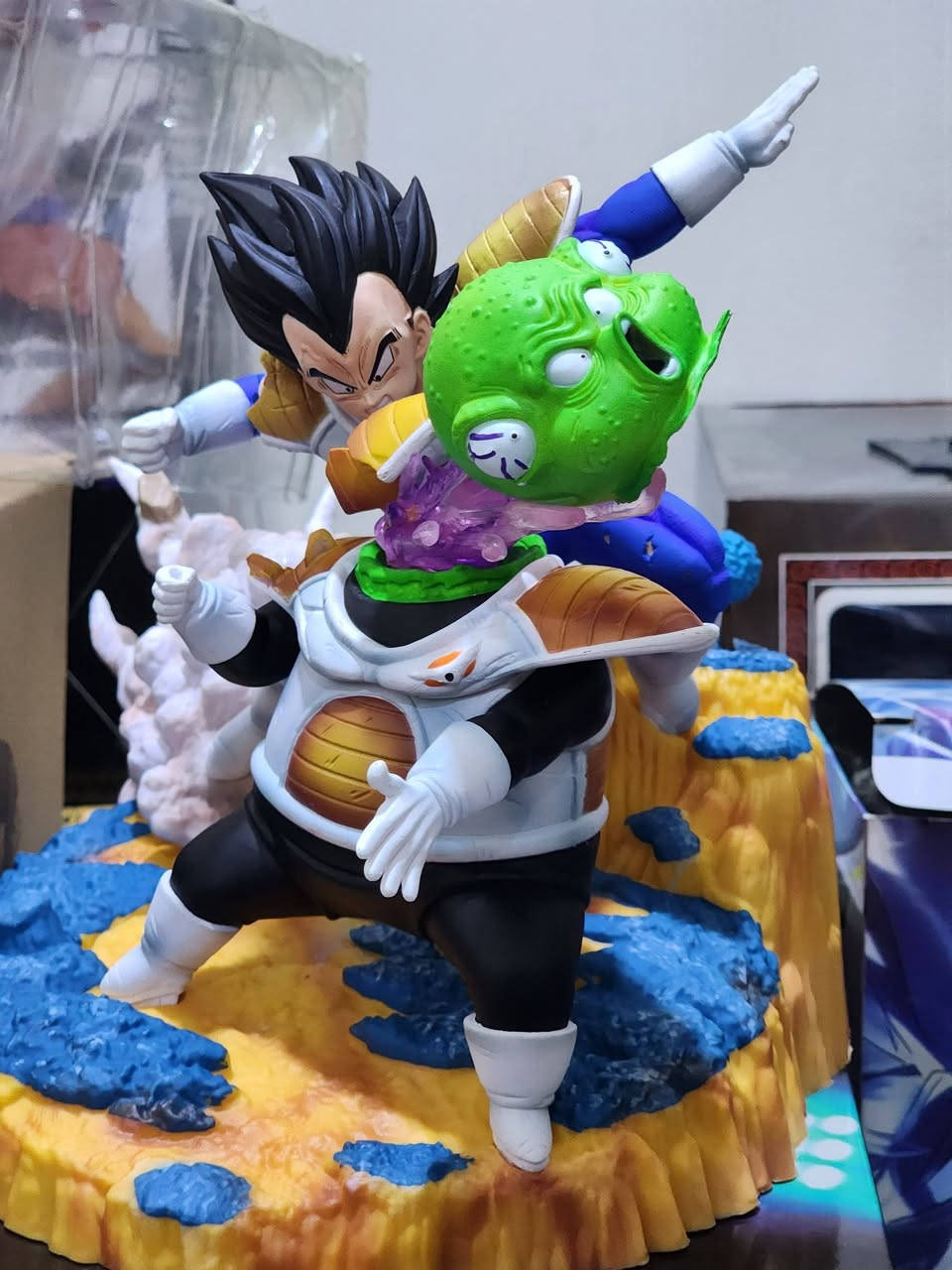 مجسم فجيتا من انمي دراغون بول
التفاصيل تخبل مثل مدتشوفون 
الارتفاع ٢١ سم 
السعر ٢٥ الف 
يوجد توصيل


**إذا كنت صاحب هذا الإعلان وتريد حذفه لأي سبب، رجاءا أرسل رسالة إلى الدعم الفني**