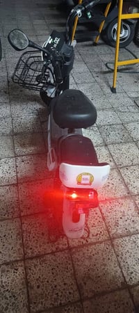 شحن البيع شغال بريكات شغال ليت اشاير هورن شغال السعر 160 الرقم 0770183...