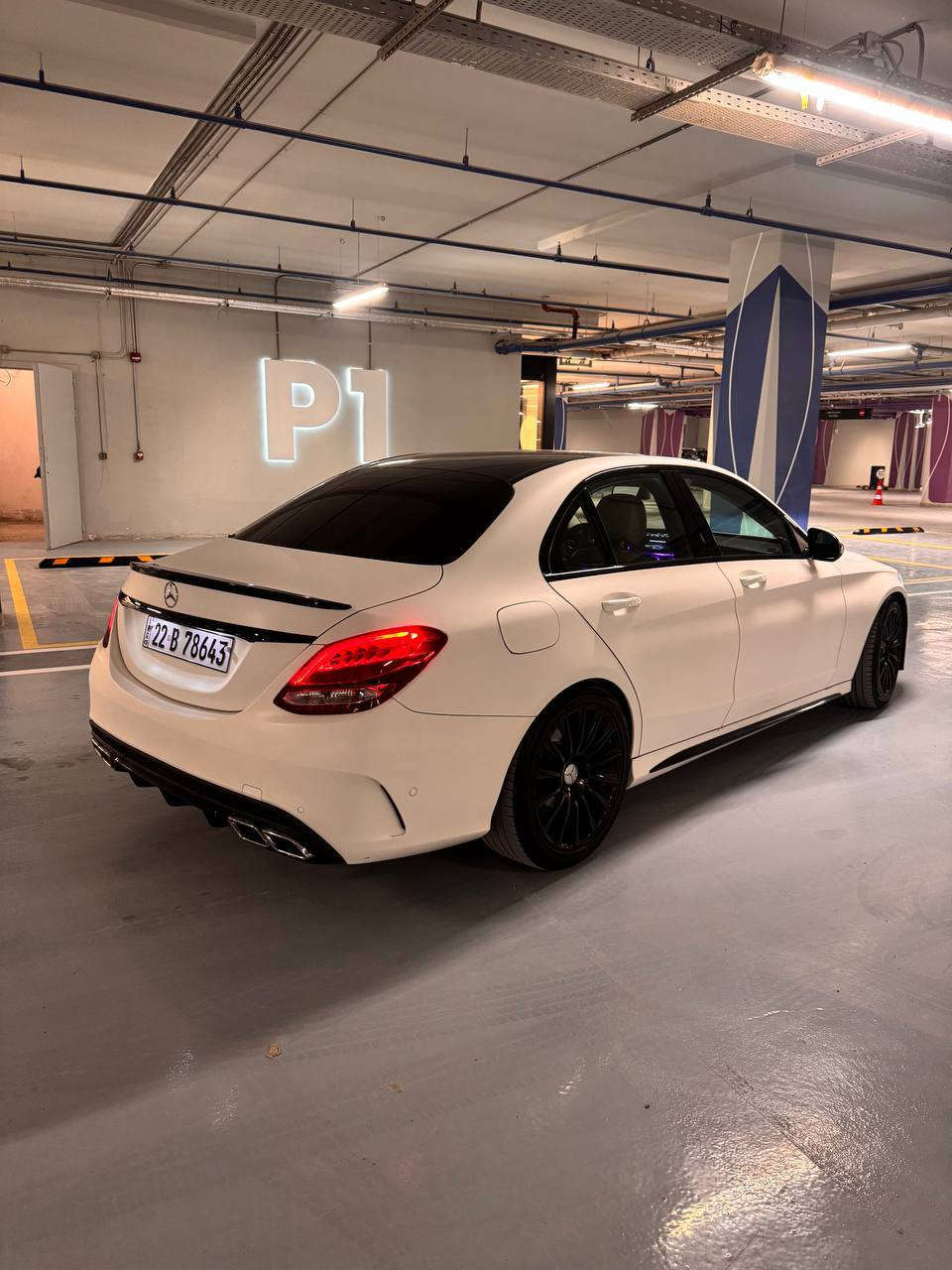 للبيع مرسيدس بنز C300 موديل 2017 – وارد أمريكي  – نظافة ممتازة

Mercedes-Benz C300 2017 – American Specs 🇺🇸

لون أبيض وسقف اسود مميز ومن الداخل جلد ابيض  فاخر / محرك تيربو 4 سلندر سعة 2.0 لتر بقوة تقريبية 241 حصان / جير أوتوماتيك 9 سرعات / فتحة سقف بانوراما / شاشة وسطية / نفقيشن / كاميرا خلفية / حساسات أمامية وخلفية / تشغيل بصمة / دخول ذكي / مثبت سرعة وتحكم من المقود / أوضاع قيادة متعددة / إضاءة LED / جنوط أصلية  حجم 18/ السيارة بحالة ممتازة واعتناء وصيانه أول بأول/ مغلفه ppf طافي ضمان 10 سنوات 

حادث السياره بنيد فقط .؟؟

الممشى: 70000 ميل 

📌 للجاد فقط، التواصل اتصال أو واتساب.
***********

MercedesC300 #MercedesBenz#  #LuxuryCars #CClass بغداد, العراق
