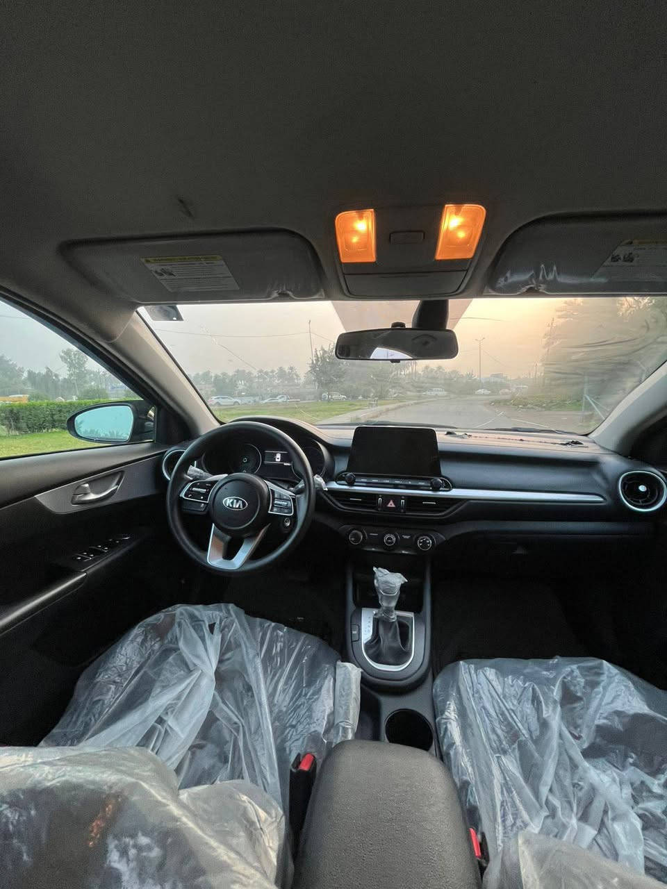 السلام عليكم كيافورتي 2024سيارة جديدة وجاهزة ودخول جديد بسمي بنيد فقط بدون دواخل وسورنر عندي موجود واتساب مواصفاته حساس خلفي شاشه كبيرة ايكو رادار محرك 2000دوش تحويل ثاني يوم بيع او مراوس السعر153للتصال***********ولتساب بيع اومراوس بغداد, العراق
