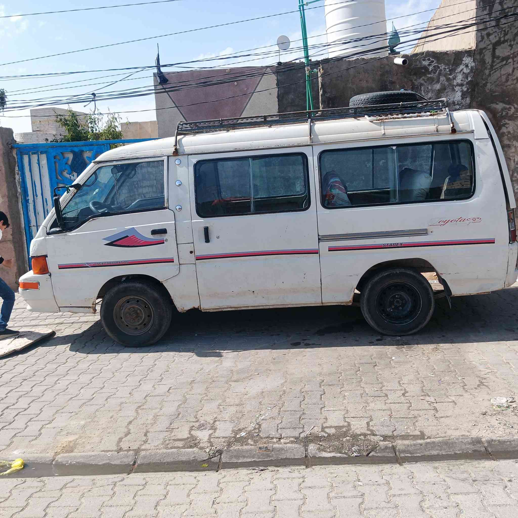 يالله سياره مستبوشي اللبيع سياره جاهزة من كلشي كير ومكينه حداديه كهربايات كله جديد راعيه يرد مداور المكان النجف السعر 20وبيه مجال اتصل ***********وتساب مفتوح
