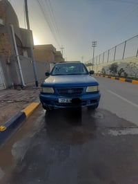 ازوزه • موديل ٢٠٠٠ • گير ومكينه جاهزه