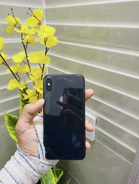 ايفون اكس ماكس • ٦٤ جيجا • بطارية ٨٢%