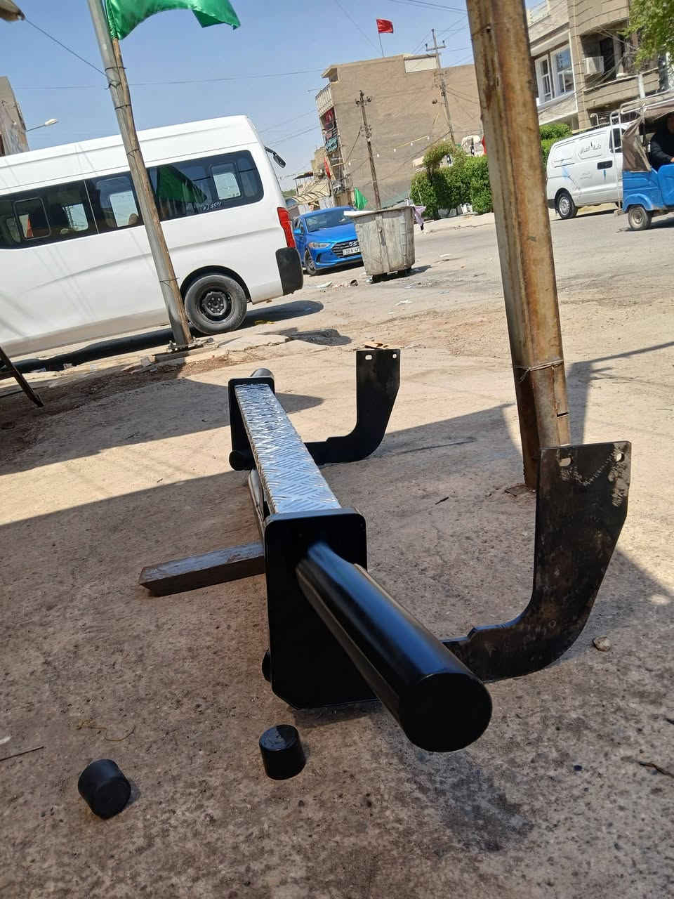 من رخصه الادمن درع شمالي مو عراقي جديد نضافه ٩٠بل ١٠٠ مكاني بغداد المشتل شارع المطبك سعره ١٤٠ قفل ***********
