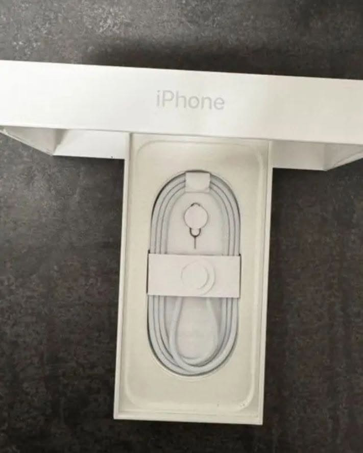 Ich verkaufe mein iPhone 17 Pro Max mit 512 GB und 100-mAh-Akku. Das Handy funktioniert einwandfrei. Preis: 700 €. Bei Interesse bitte privat melden.


**إذا كنت صاحب هذا الإعلان وتريد حذفه لأي سبب، رجاءا أرسل رسالة إلى الدعم الفني**