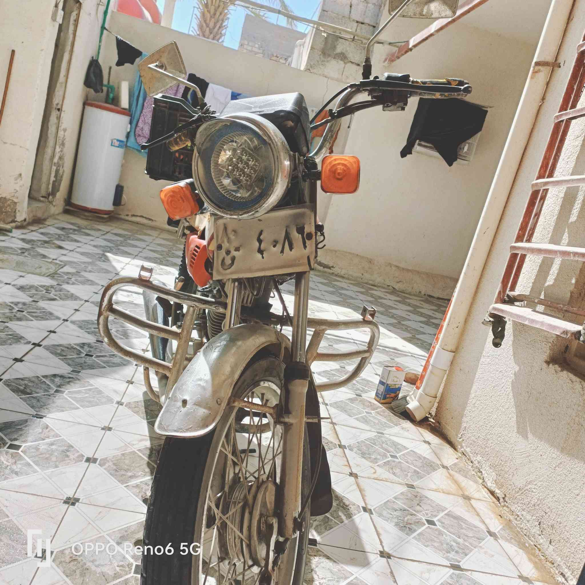 متاح 5 كير نضيفئ رقمه حقيقي بس قديم 350 بيه مجال مكان نجف ***********
