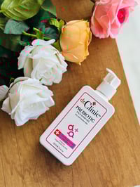 غسول دكتور كلينك • لبشرة جافة • هيالورونيك نباتي