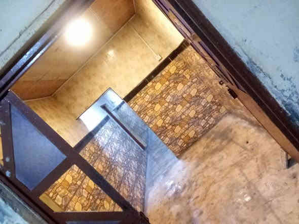 للأجار 
بيت في القبله حي الشهداء
قرب سنتر ابو وميض 
مساحه 105 متر 
يحتوي ع غرفه منام وصاله
ومطبخ وحمام وطارمه
الاجار 300 قفل 
***********
عقارات احمد
