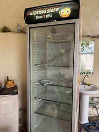 براد كبير • تبريد ضعيف • حله مركز