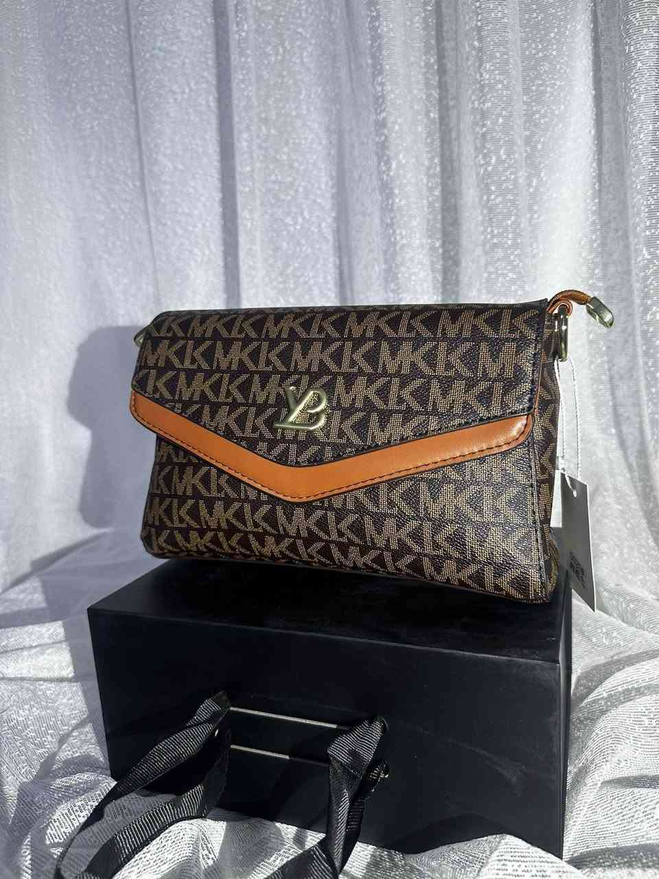 جوانترین جانتای ئافرەتان  بە باشترین کوالێتی و نرخێکی زۆر گونجاو


**إذا كنت صاحب هذا الإعلان وتريد حذفه لأي سبب، رجاءا أرسل رسالة إلى الدعم الفني**