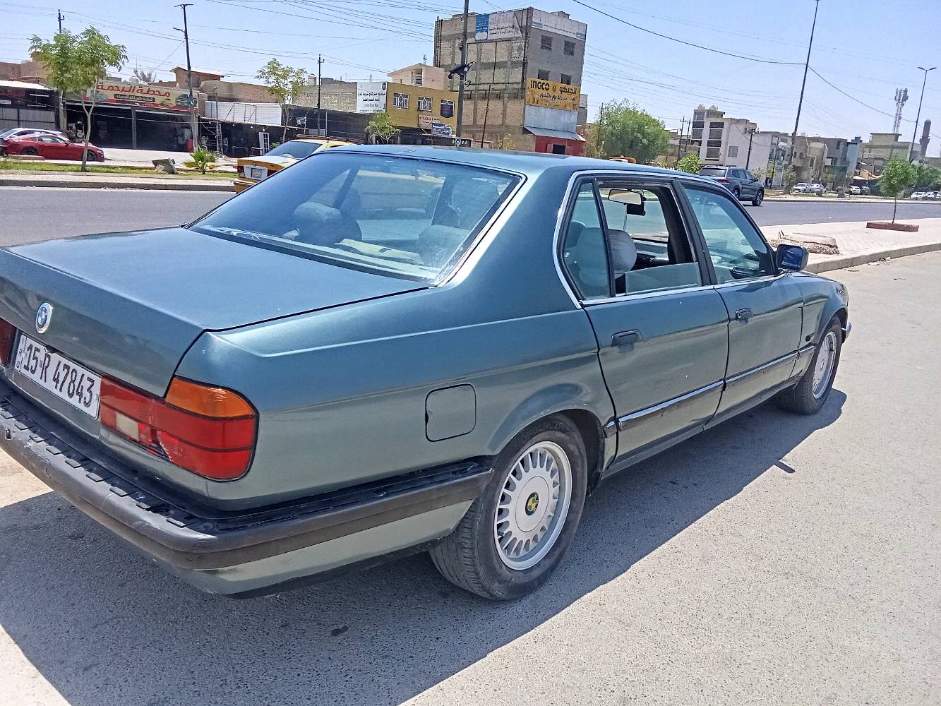 للبيع – BMW 735 موديل 1993
المحرك: جيد 6V
 الكير: جيد
 جميع الكهربائيات شغالة 100%
 داخلية نظيفة ومرتبة
 مسجل شاشة
مصبوغه عام 
 الصدر والدبلات بنسبة 70%
 شيال الكاردن موجود، يحتاج شَدّة فقط
 بيها خياسيات بسيطه
السعر 38
مكاني بغداد
***********