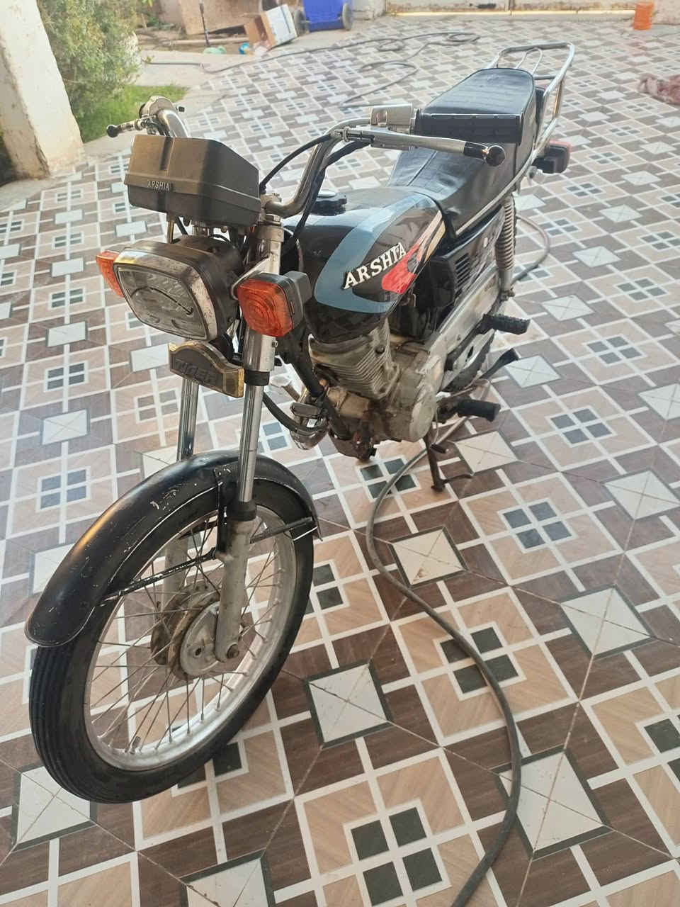 السلام عليكم دراجه للبيع 4 كير الدراجه نضيفه موديل 2020 اوراق اصولي المكان الكوت زين القوس الشراي يخابر عله هاذ الرقم ***********
