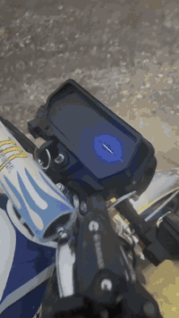 سيفان موديل ٢٤  منفيس اصلي وضع شركه بشرط صبانه مو مضروب السعر ٦٥٠ وبي مجال حك جيتك المكان گوير مخمور اتصل ***********
