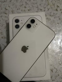 آيفون ١١ • ٦٤ • بطاريه ١٠٠