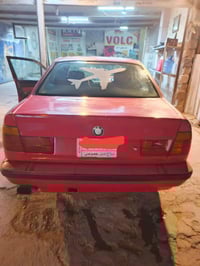 بي ام ٥٢٥ • ١٩٩٢ • رقم صلاح الدين