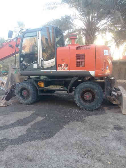 السلام عليكم البيع حفاره زت ثري حجم 190 رقم اربيل للإستفسار   ***********
