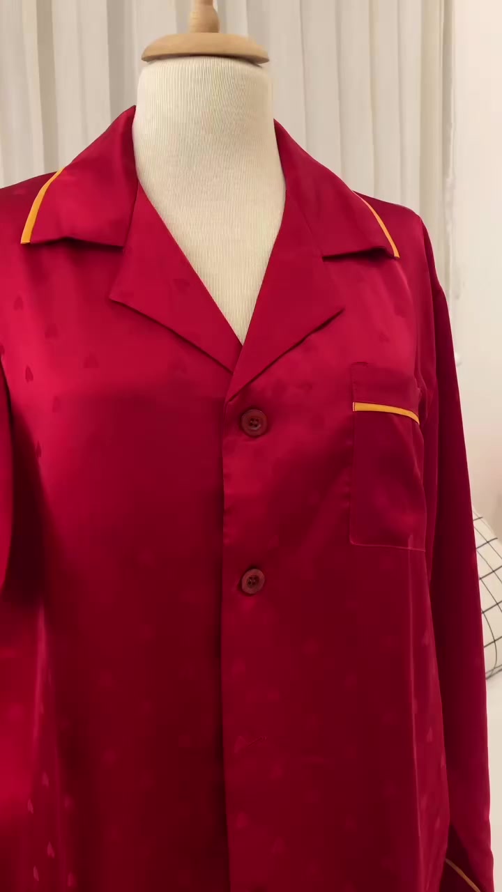 بجامة سهرات الحلوه عنوانها الرقي والأناقة 💫
خامة حرير إيطالي فخم ولمسة ناعمة على الجسم 🤍
السعر: ٢٠ ألف فقط 🔥
للحجز:
دزي رقمج + العنوان + الوزن 📩
والتوصيل لباب البيت 🚚💕
او شرفينا وزورينا


**إذا كنت صاحب هذا الإعلان وتريد حذفه لأي سبب، رجاءا أرسل رسالة إلى الدعم الفني**