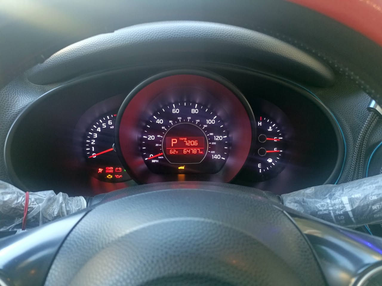 سلام عليكم كيا سول ٢٠١٩ وارد امريكي رقم اربيل محرك ٢٠٠٠ دوش السعر ١٣٠ وبيها مجال مكينة وكير مكفول 
الرقم ***********
