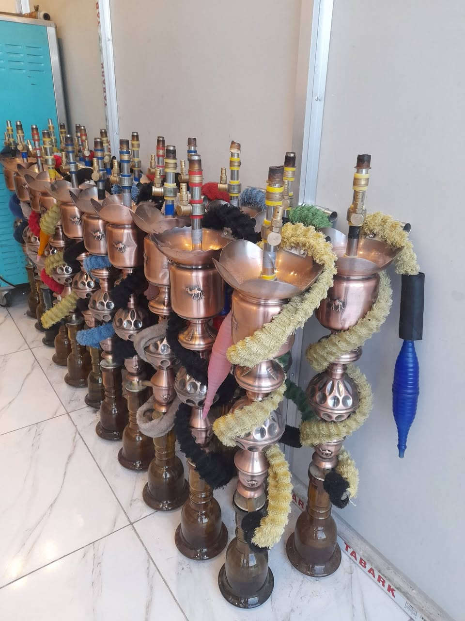 غراض للبيع العنوان بغداد حي الجهاد ***********
