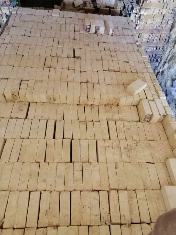 ‭0771 875 0915‬الحجي مصطفى لبيع الطابوق
