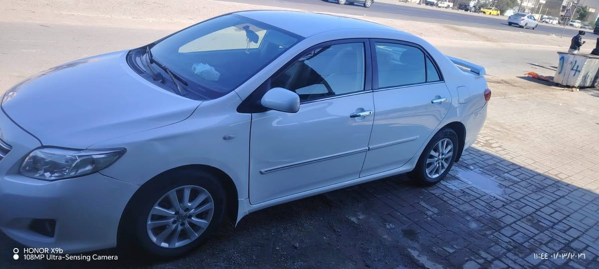 سلام عليكم كوله خليجي ٢٠٠٩ ماشية ١٧٠ الف حقيقي مكفول من صبغ وتكشير  شرط سونار سيارة جديده  سيارة احلى من صور كير محرك تبريد سنويه بسمي هزه جديده  مكاني بغداد رقمه بغداد رقم انكليزي الجديد سعر ١٢٣ $ وبيه مجال  رقم هاتف *********** او ***********
