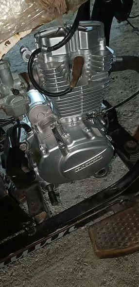 سلام عليكم ستوته للبيع مديل 22 أوراق أصولي ستوته نضيفه مكينه صار شهر شادها شوفت عينك بدي نضيف شاصي لا صبغ ولا لحيم مكاني ناصريه بطحاء عجبتك هاذه رقمي وبيك خير وتدلل ***********
