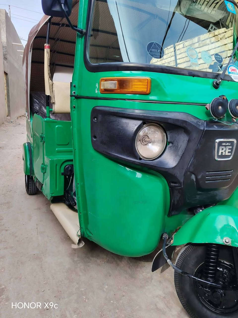 السلام عليكم
تكتك موديل 21 للبيع رقم كربلاء تحويل ثاني يوم لوحات انكليزي محرك مكفول تنقيص و تبخير بيه ضربه جوه البك لايت اقل الشبر الباقي كفاله السعر 7250 وبيه مجال حك الجيه رقم الهاتف ***********
