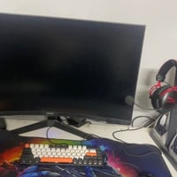 بلايستيشن 5 • يدات 2 • شاشة سامسونج 27 2K