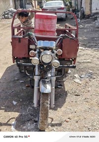 للبيع مديل١٧ سعر مليونين وتلث ميه استفسار 07727928977