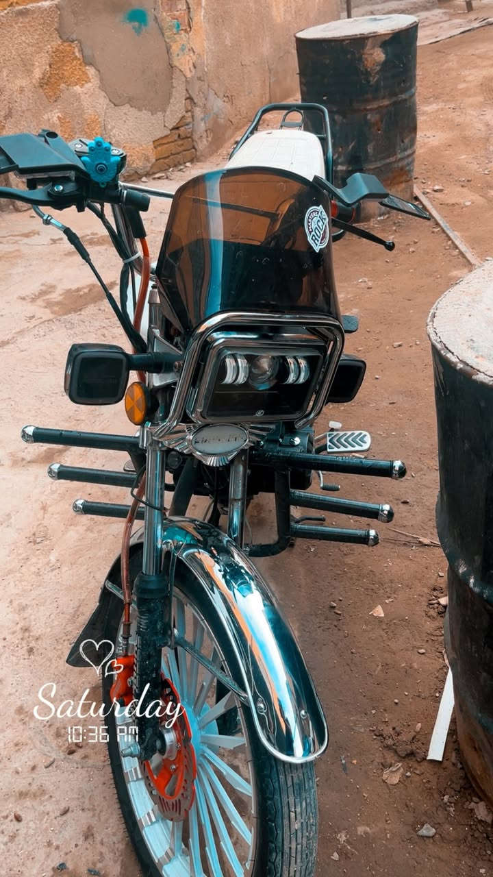 دراجه سونك 26. جديده دراجة بسً شاشه مالته طافيه يراد فيشه السعر 800 وبيها مجال متواجد باب المعضم الصبح ***********
