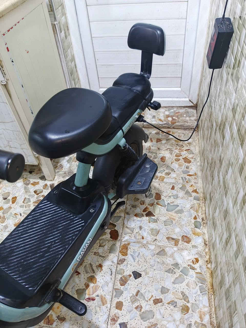 دراجه الريان شحن السعر ب210 دراجه نضيفه ما مستعمله  شي قليل والسعر 210 وبي مجال
المكان حي النصر شارع المستوصف للاستفسار مامتواجد فيس على رقمي ***********
