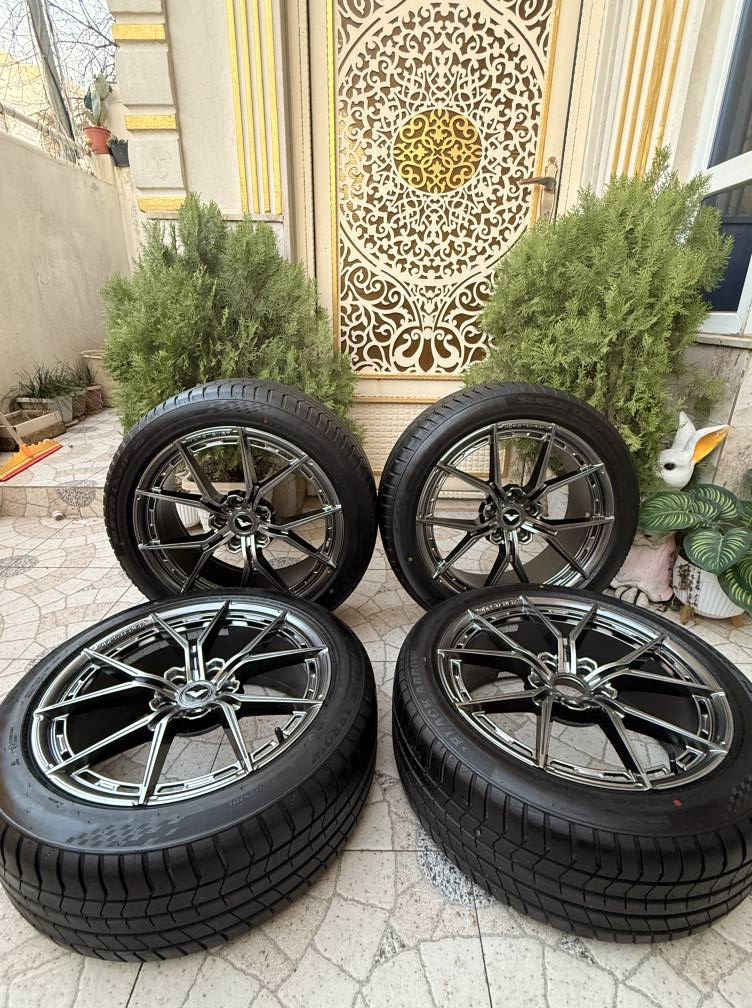 تخم ويل و تاير 19 سبورت جديد بسعر  مستعمل سعرر جوه سوك كله تخم ويل روعه جوكر ترهم جميع انواع سيارات سعرر (490$)  دولار 
للبيع تخم ويل و تاير حجم 19 سبورت جديد جوكر ترهم جميع انواع سيارات منهم ( موستنك .كمارو. GLi. پاسات .تويوتا.جارجر. جالنجر. اوباما . هوندا . كيا . فولستير.)) بعد انواع سيارات ((🔴تخم جديد مستخدم يومين فقد اذا بيه جلخه وحده اوو حجر بل تاير انطيك ببلاش )) 4 حساسات بيهم بلنص جديد يعني بس تشد بسياره سعرهم ((490$)) دولار للاستفسار خاص اوو اتصل بهذا رقم 
***********
واتساب موجود بيه 24 ساعه اني بلخدمه دهوك, العراق
