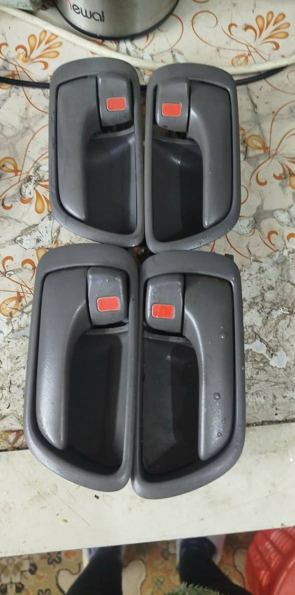 السلام عليكم ورحمه الله وبركاته أدوات كامري أصلي تفصيخ العنوان النجف الاشرف حي الصناعى توجد خدمة توصيل لجميع المحافظات للاستفسار الاتصال على الرقم ***********@الجميع
