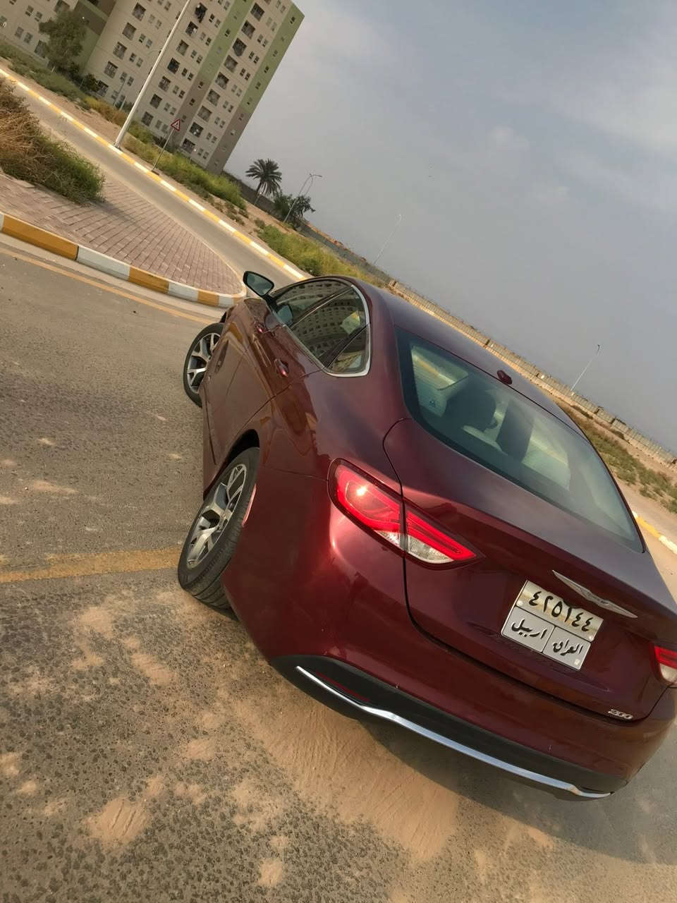 السلام عليكم سي200 للبيع مديل 2015 السياره بدون حادث بدون ايرباك حادثها تخريب فقط السياره جاهزه صدر امامي خلفي اصلي موبر ضمان وعليها برمجه السياره جاهزه من كلشي منضومه زنون اصلي كير مكينه مكفوله السياره رقم اربيل باسمي 4سلندر السعر ٨٨ ورقه وبيها مجال للاستفسار ***********
