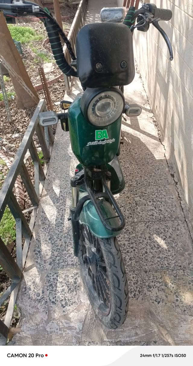 سلام عليكم 
للبيع ماطور شحن حجم 20
بطاريات اربعة نص عمر 
سرعة 99حقيقي 75
اربعة نمرات 
بريك امامي خلفي 
لايت عالي ناصي 
اشاير يمين يسار 
مكاني موصل الجانب الايمن السعر 150وبي مجال
شراي تعال خاص


**إذا كنت صاحب هذا الإعلان وتريد حذفه لأي سبب، رجاءا أرسل رسالة إلى الدعم الفني**