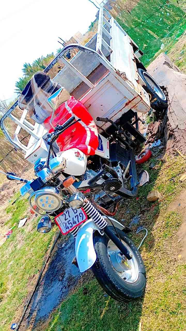 سلام عليكم ستوته البيع ستوته نضيفه 2015 ستوته رقم وسنويه سعر 2500وبي مجال رقمي   ***********
