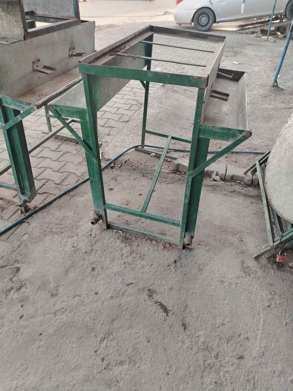 السلام عليكم يوجد غراض محل للبيع مكاني بغداد اليوسفيه القصر الأوسط حي الشهداء 
ميز دائري عدد 40ابو المتر وعشرين سعر الميز٤٠الف
ميز دائري عدد 21ابو المتروعشره سعر الميز٣٧الف
ميز مستطيل عدد 25 سعر الميز٣٣الف
مغسله ابو تانكي عدد اثنين سعر الوحده ١٢٥ الف
مغسله عاديه عدد اثنين الوحده ٣٥ الف
طباخ عدد 10سعرالواحد على ٥٥الف حديد ثقيل حجم ٦٠تلث اعيون
صينيه ام العراوي عدد٤٠حجم 70 سعر الوحده ٨ الف للاتصال على الرقم الاثير ***********او المراسله على الصفحه الفيس بوك
