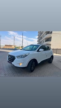 توكسان ٢٠١٥ • ماشي ١٦٠الف • محرك ٢٤٠٠