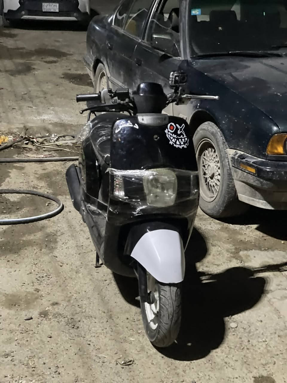 سلام عليكم ً.       البيع دراجه بوليس  أوراق كامله مكينه ما مفتوحه بلاديه مكفوله  سعر ٥٧٥وبيهً مجال شي بسيط مكاني بغداد المحموديه ***********واتساب 
***********تصال
