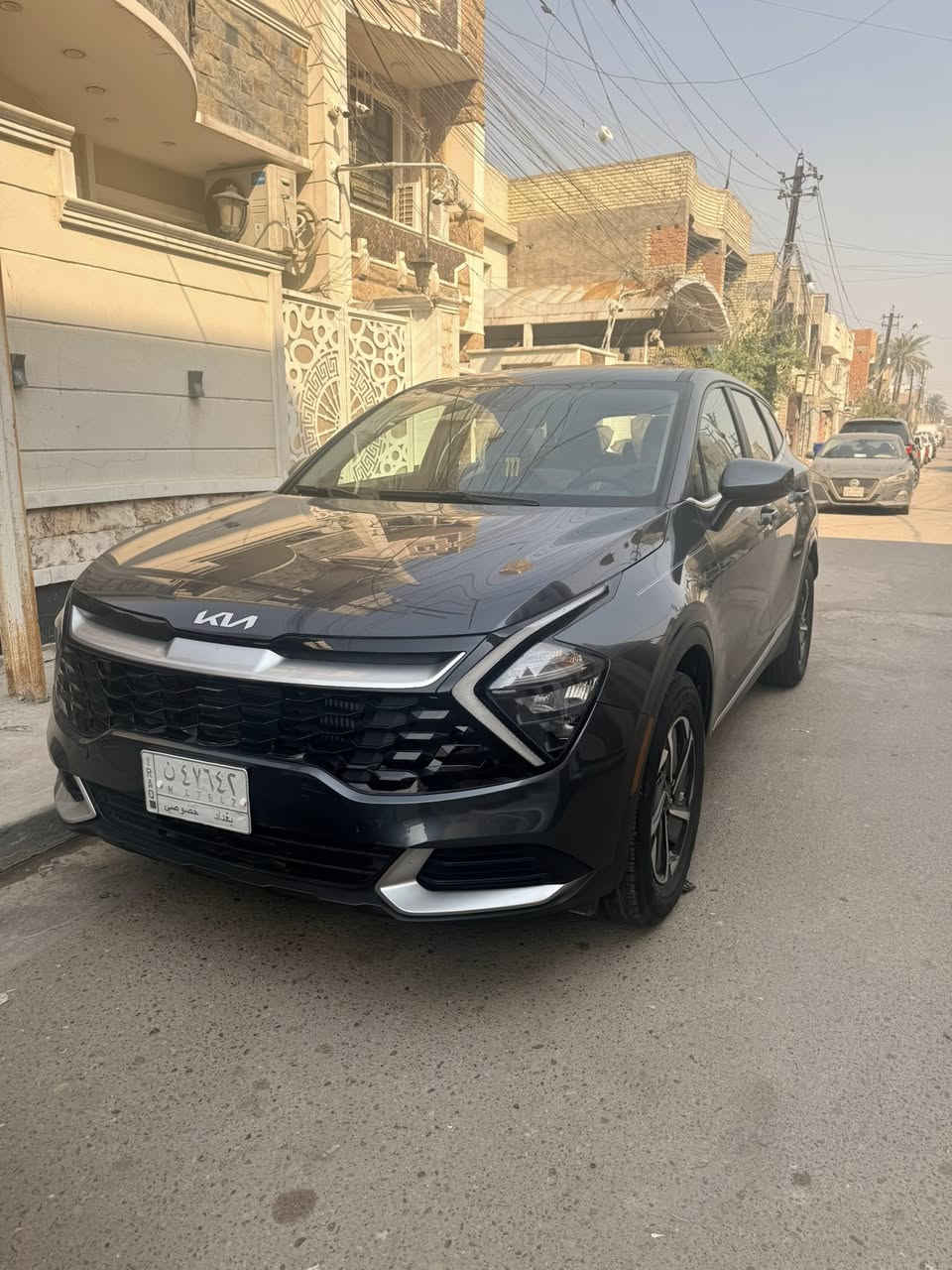 سبورتج LX 2023 
1. ماشي فقط 37 الف كيلو 
 2. محرك 1.6 هايبرد تيربو  – 4 سلندر
 3.ناقل حركة أوتوماتيك 8 سرعات
 4.دفع أمامي (FWD)
 5.رادار امامي + أنظمة أمان حديثة
 6.تدفئة للمقاعد (الكشنات).
7. شاشة وسطية كبيرة + بلوتوث + Apple CarPlay / Android Auto
8.الكير ماوس
9.حساسات أمامية وخلفية
 10.شنطة واسعة + مقاعد خلفية قابلة للطي
 11.جنوط ألمنيوم وتخم تاير جديد 
السعر                   200$ و بي مجال بسيط 
للتواصل *********** واتساب 

الحادث تبديل قبق جنطه و صور مرفوقه ب المنشور 
مكاني بغداد بغداد الجديده
