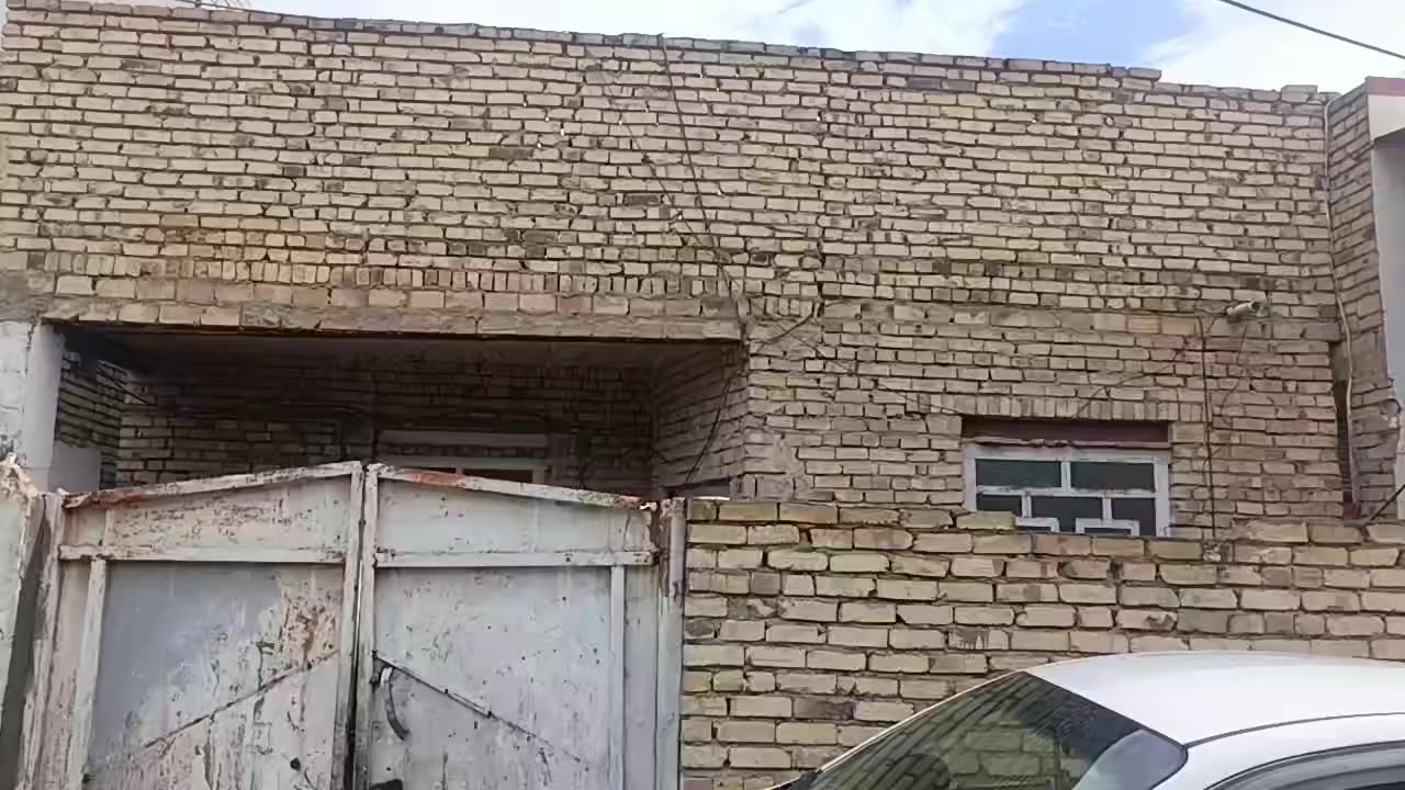 بيت للبيع بشارع علي قماره المساحه 160 البيت كامل عاوزه بس ارضيه الاستفسار اكثر راح نخلي رقمنا والاتصال عليه


**إذا كنت صاحب هذا الإعلان وتريد حذفه لأي سبب، رجاءا أرسل رسالة إلى الدعم الفني**