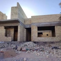 بسم الله الرحمن الرحيم خلفات بناء درجه اولى طابوك بلوك ثرمستون  شرط ال...