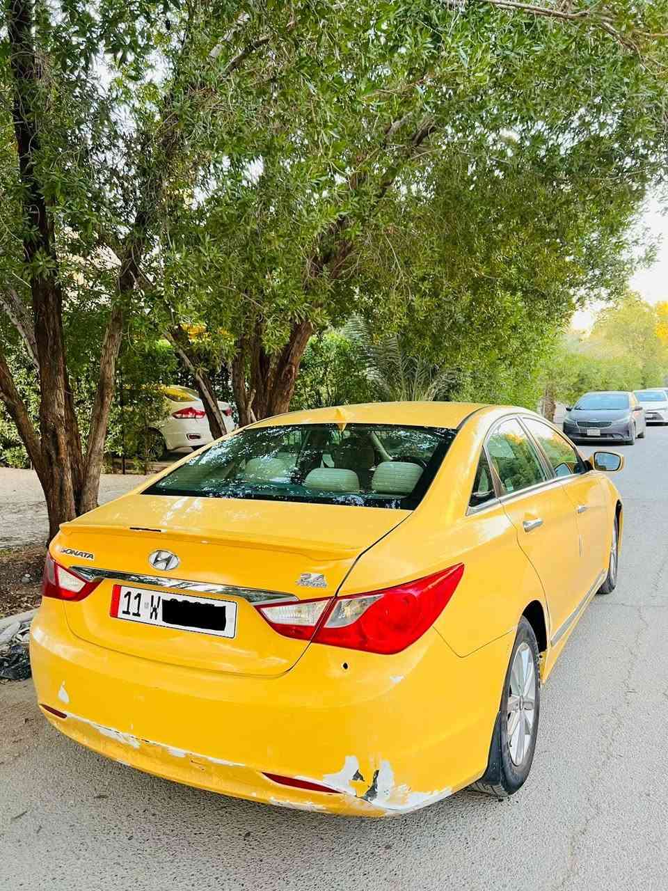 للبيع فقط 
سوناتا 2013 وارد امريكي رقم بغداد الالماني الجديد كير اوتوماتيك محرك 2400  GDI   تحكم استيرن داخل بيجي ويل كب السيارة بيها عته بالكير فقط السعر ٨٣ وبيها مجال
العنوان المشتل شارع المطبك او زيونه شارع الربيعي ***********
