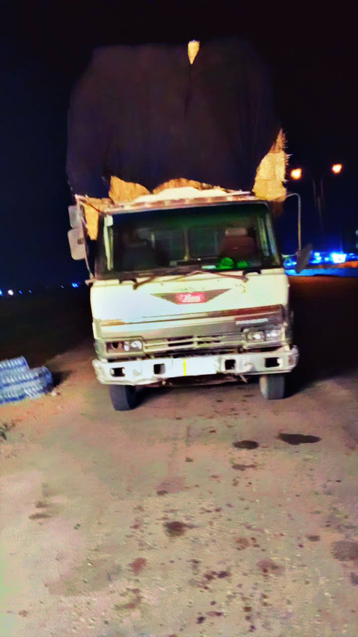 سلام علكم سيره هينو منقلي لبيع مديل 88 طوله خمسه ونص استفسار رقم ***********
