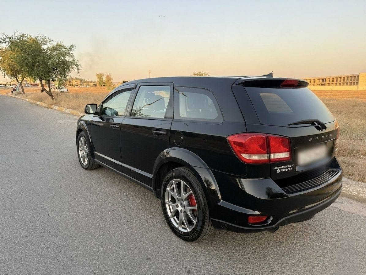 دودج جورني (Dodge Journey) موديل 2018 - فئة GT

المواصفات:
المحرك: 6 سلندر.
العداد: 68 ميل.
الرقم: أربيل، والسنوية نافذة لغاية 2029.

تشغيل بصمة + أبواب بصمة.
شاشة كبيرة.
تبريد مركزي 3 قطع تحكم منفصل.
تدفئة للكشنات الأمامية وللستيرن.
كشن السائق كهربائي.
مخازن سرية + ويل كروم 19.
إضاءة داخلية ليزرية موجهة.
منظومة غاز (60 لتر).

الحالة الفنية:
3 قطع صبغ وقطعتان بخ من أمريكا.

السعر: لمعرفة السعر، يرجى الاتصال بالرقم أدناه.

مكان تواجد السيارة: كركوك

للاستفسار والتواصل مع صاحب السيارة:
*********** كركوك, العراق
