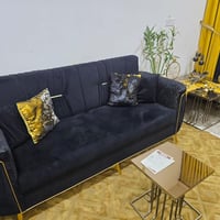 استعمال اقل من شهر جديدات   تخم ٧ مقاعد لون اسود  مع طبلات ٣ صغيره مع ...