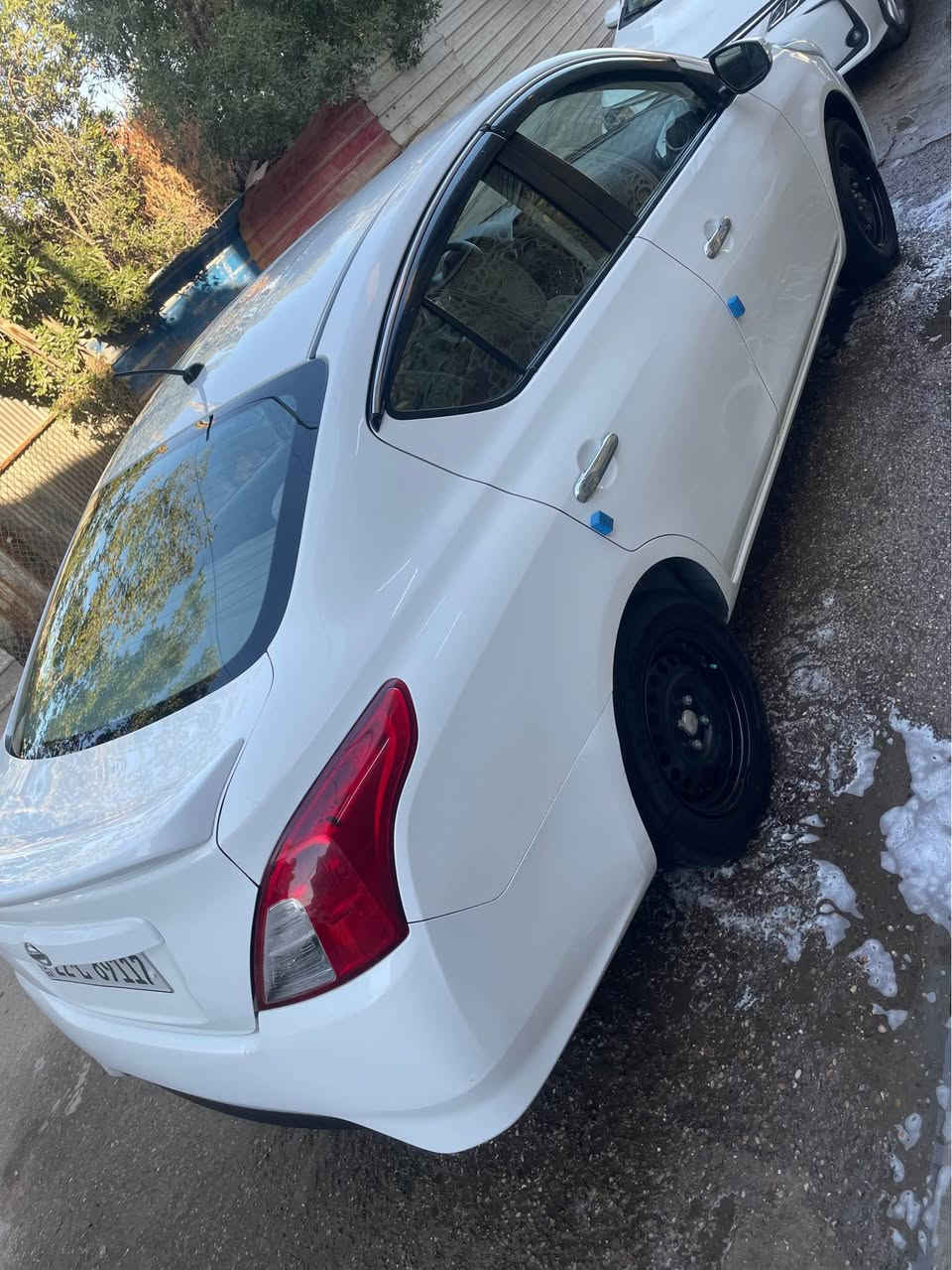 سلام عليكم نيسان صني للبيع موديل 2024 مكفوله من الصبغ والبارد سيارة بالكارتون عارضها 118 مكانها بغداد***********بيع فقط بغداد, العراق
