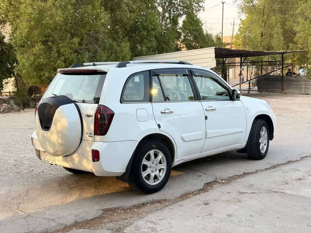 السلام عليكم سياره بس الجاملغ مبين بل سونار رقم دولي بسمي مديل 12 بيه تبخير تخم تاير جديد تبريد ثلج 
رايده 50 
مكاني بغداد الامين 
***********
