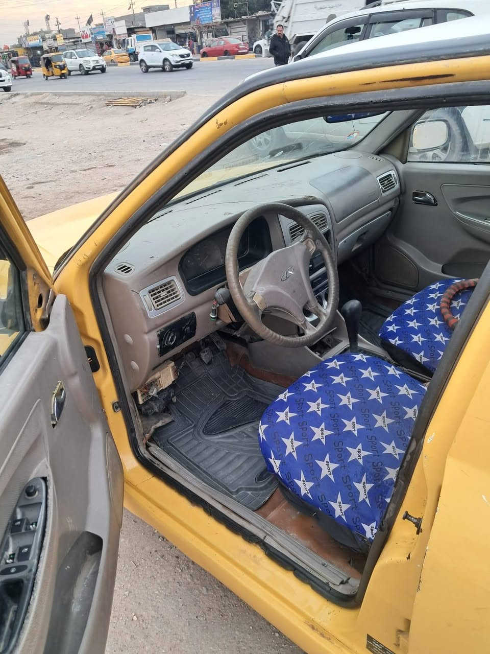 شيري كوين موديل 2010 كير ومحرك كورله بيكاشو مصفره هيه وغرامات سعر 25 عنوان بغداد حي  ***********
